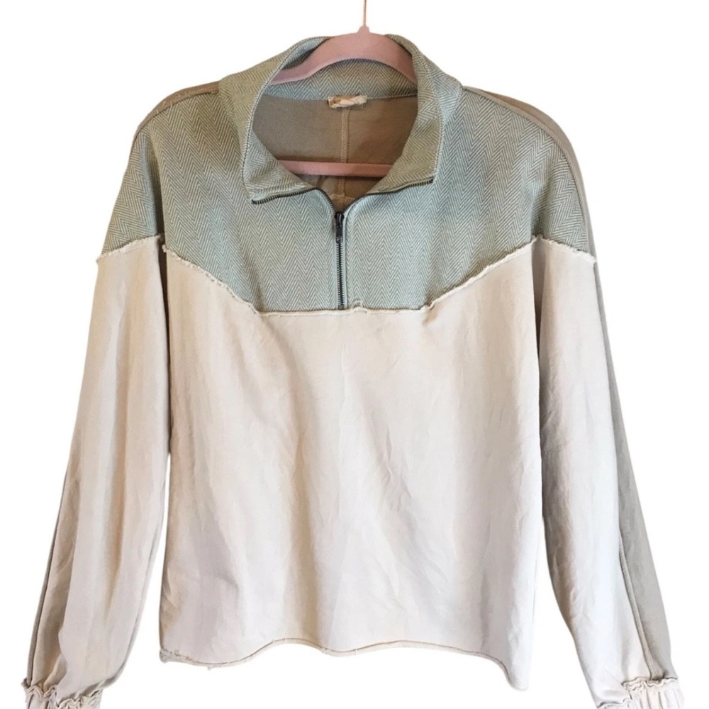 EUC Hem & thread Women’s SZ M Raw Edge Distressed Wash Textured Boho Top